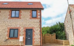 Photo of Henham 3 Bernaleen Cottages