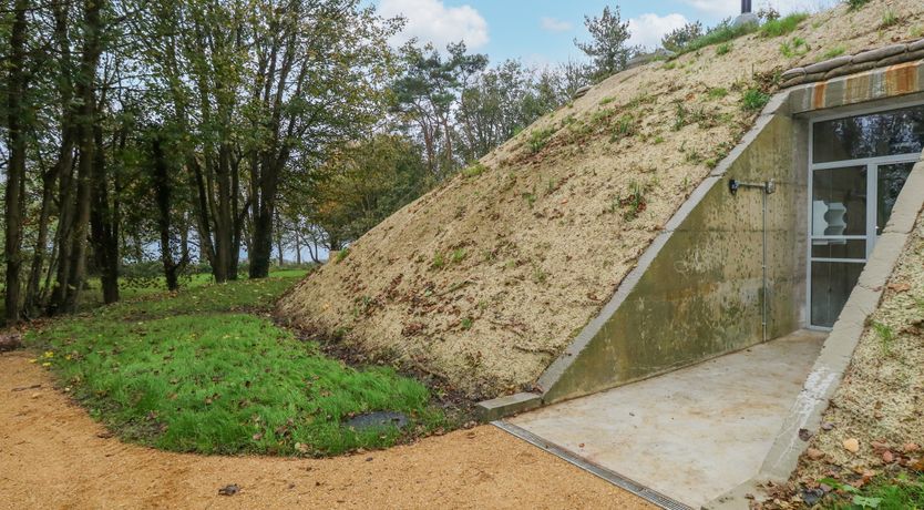 Photo of Standby Generator Bunker