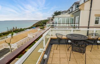 Sea View Holiday Home