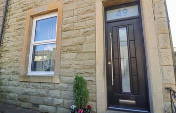 49 Waddington Road Holiday Home