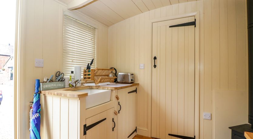 Photo of Mitford Gypsy Hut