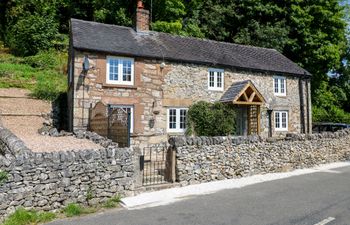 Rock Cottage Holiday Home