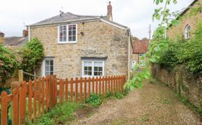 Photo of Half Pint Cottage