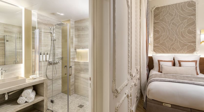 Photo of Marble & Pearls