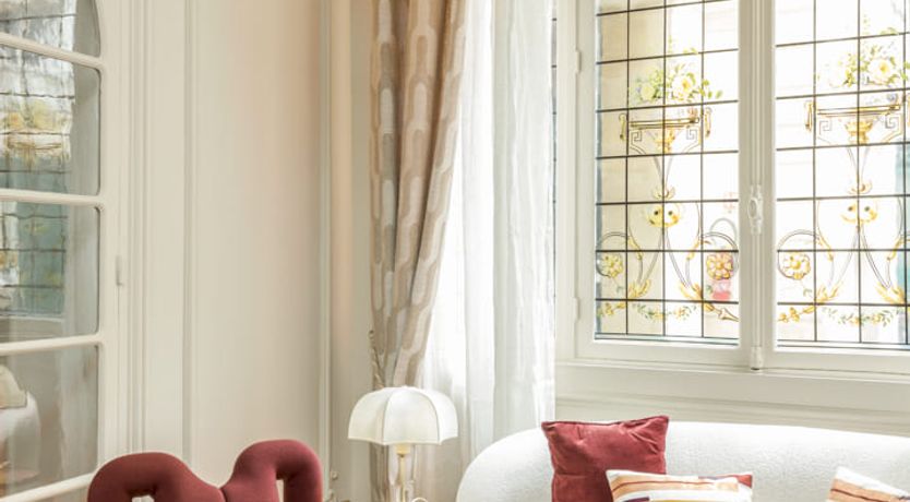 Photo of Marble & Pearls