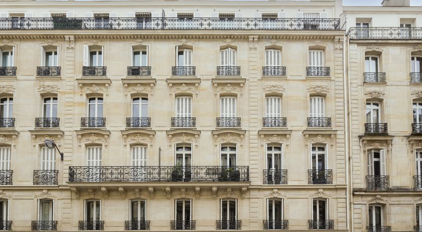 Photo of Marble & Pearls