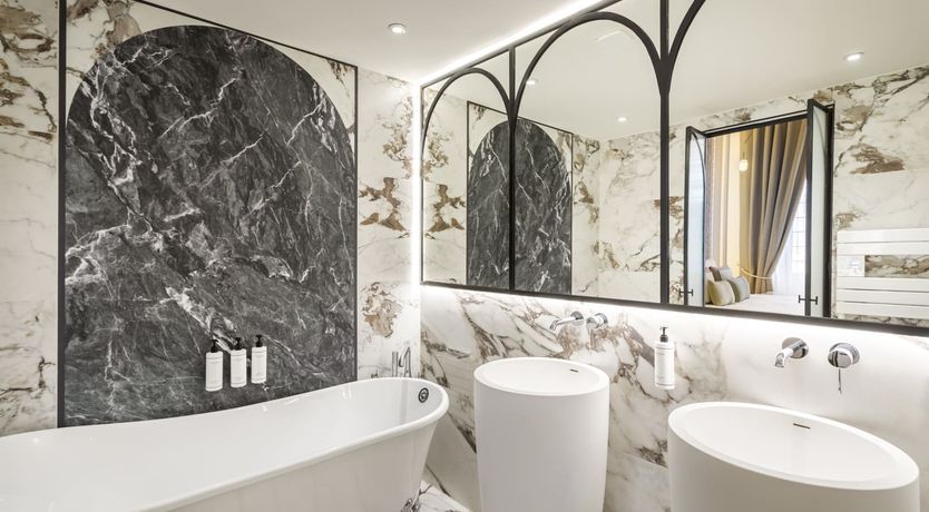 Photo of Marble & Pearls