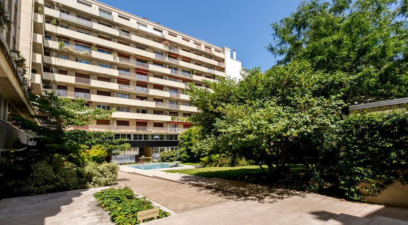 Photo of Burgundy & Brass