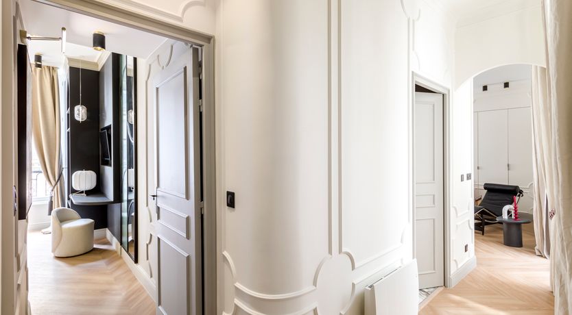 Photo of Louvre Rouge