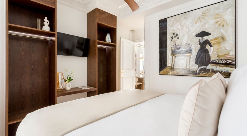 Photo of The Silver Lining