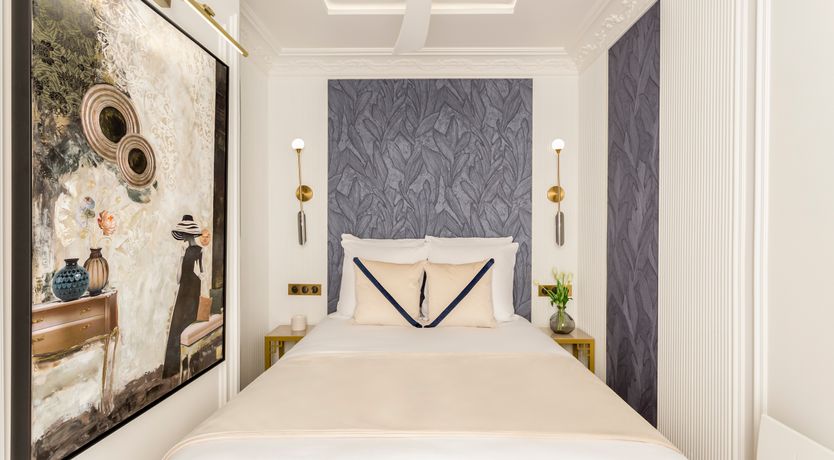 Photo of The Silver Lining