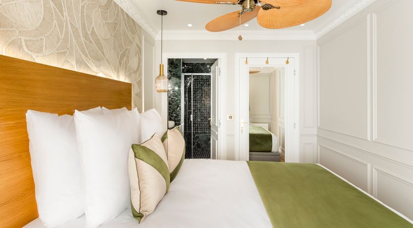 Photo of Crystals & Light