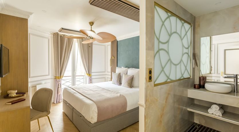 Photo of Crystals & Light