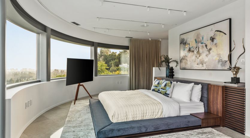 Photo of Soaring Heights