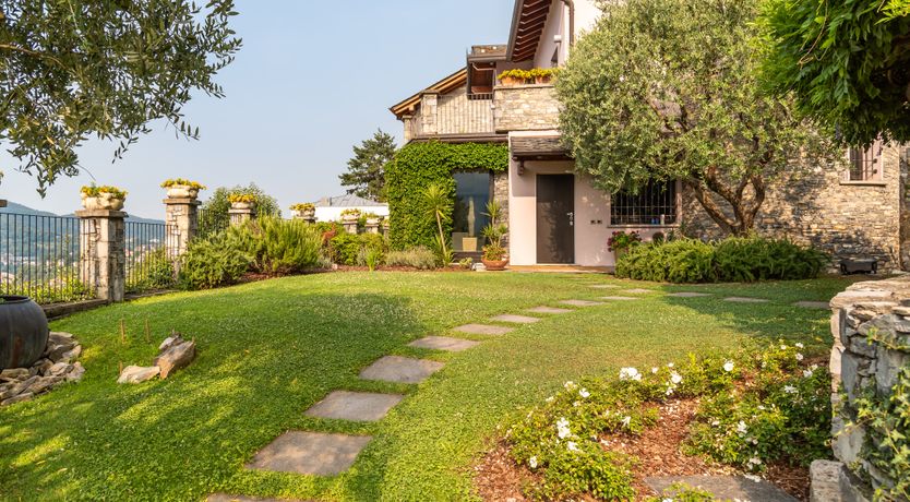 Photo of Olive & Pomegranate