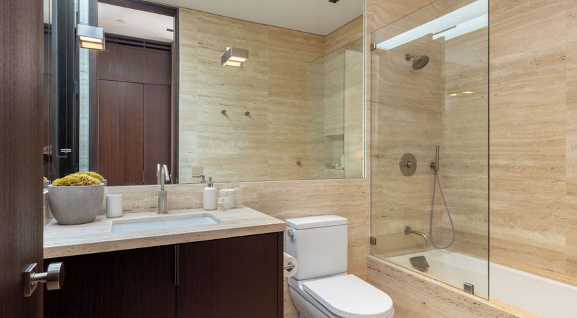 Photo of Hollywood Love