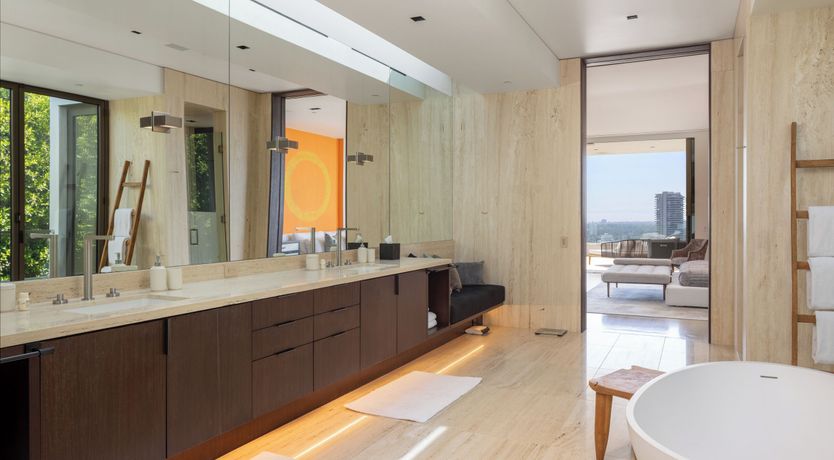 Photo of Hollywood Love