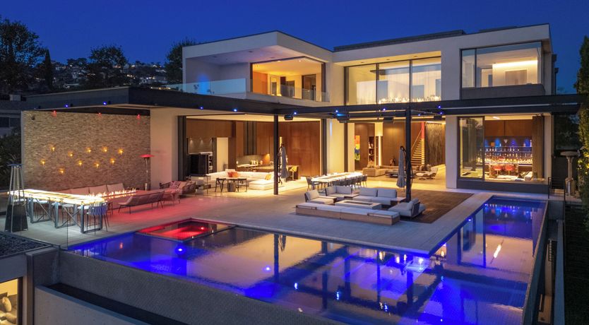 Photo of Hollywood Love