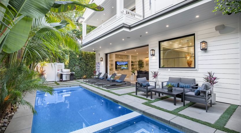 Photo of A Star Retreat