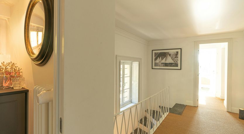 Photo of Villa Elegant