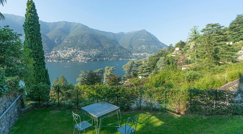 Photo of Villa Elegant