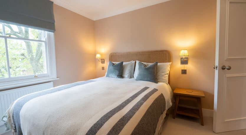 Photo of Calder & Cream