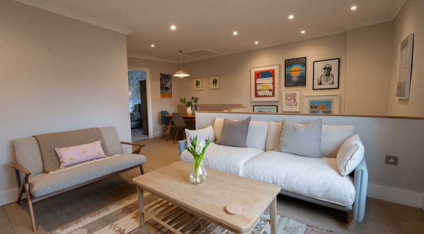 Photo of Calder & Cream