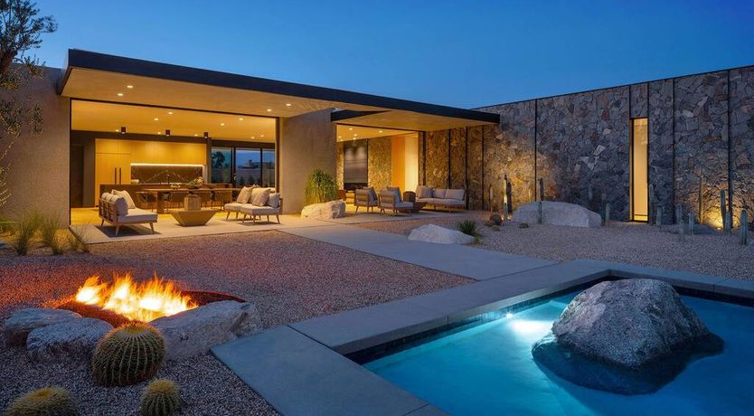 Photo of Smoking Pixels