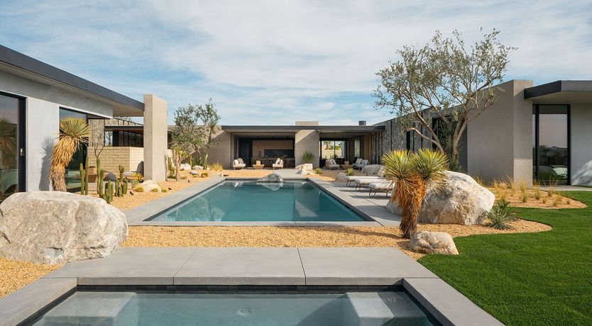 Photo of Smoking Pixels