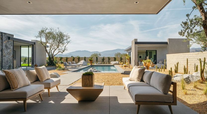 Photo of Smoking Pixels