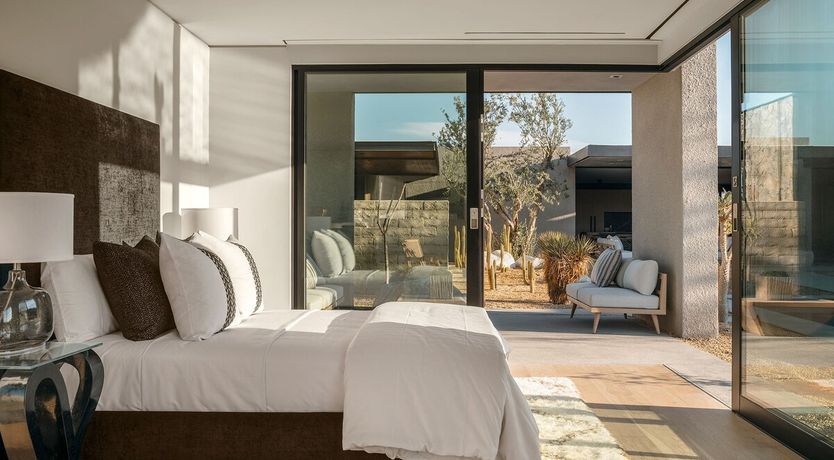 Photo of Smoking Pixels