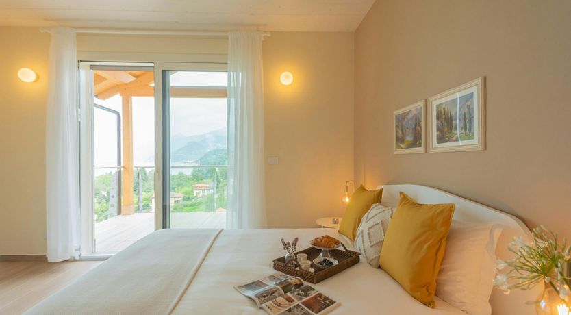 Photo of Bellini Skies