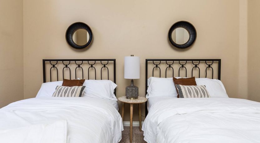 Photo of The Gecko's Song