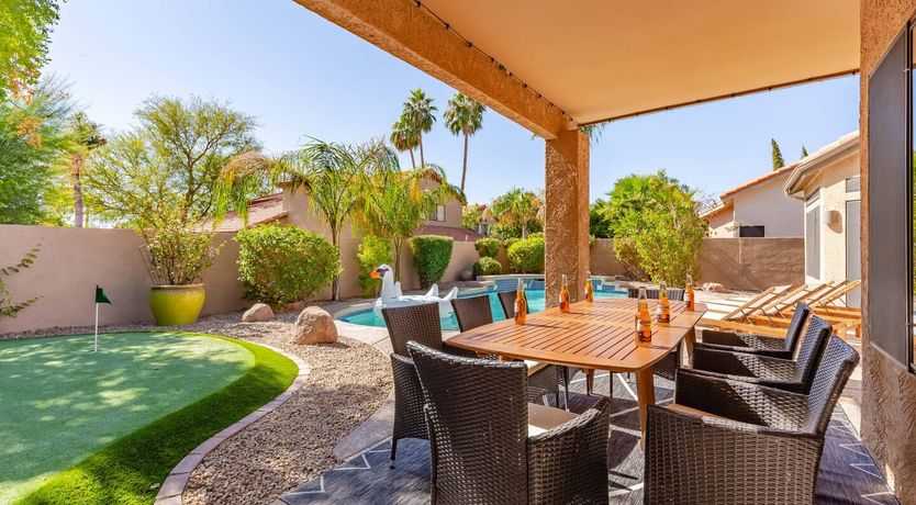 Photo of The Gecko's Song