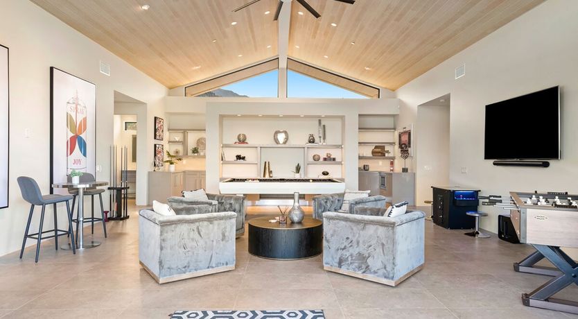 Photo of Turquoise Lagoon