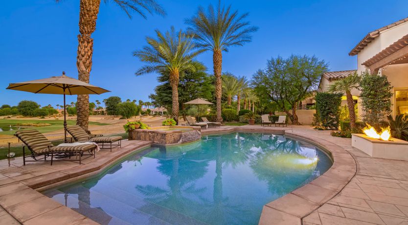 Photo of Hit 'Em Straight