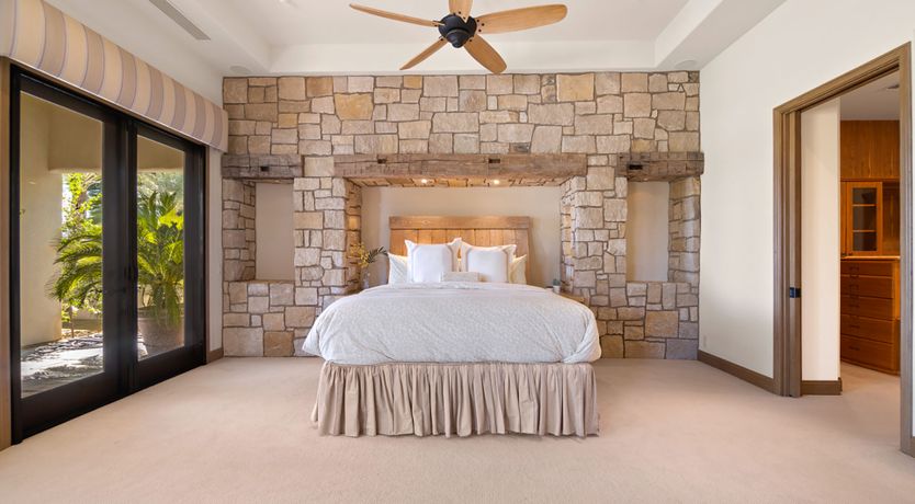 Photo of Hit 'Em Straight