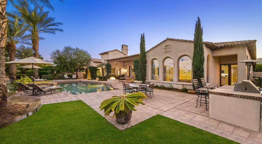 Photo of Hit 'Em Straight