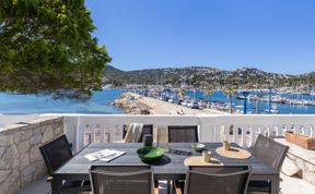 Photo of Halcyon Harbours