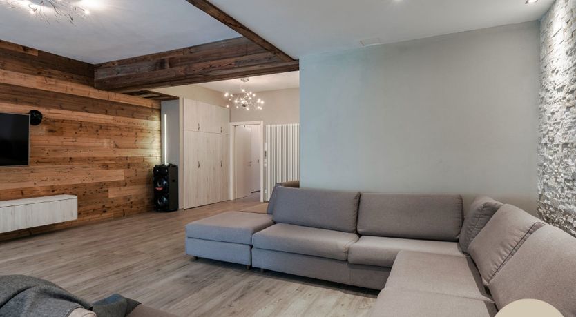 Photo of The Lake's End