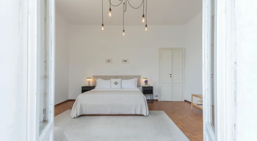 Photo of Lake Paradise