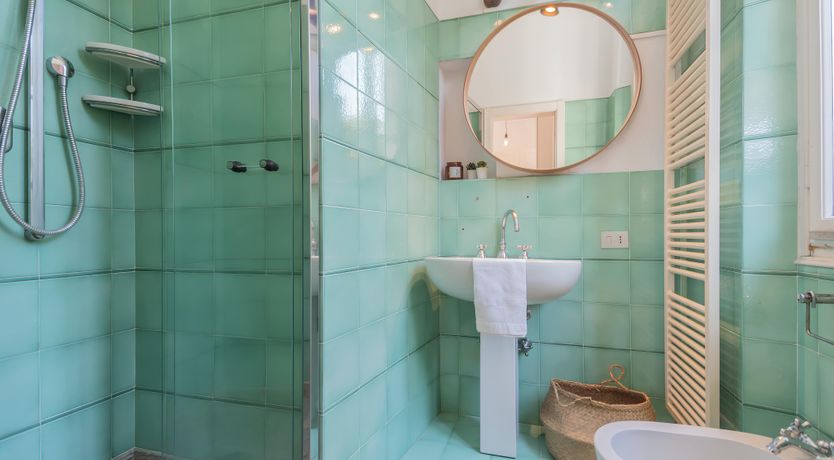 Photo of Lake Paradise