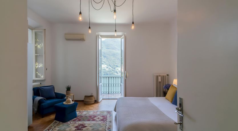 Photo of Lake Paradise