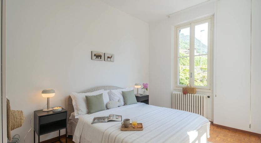 Photo of Lake Paradise