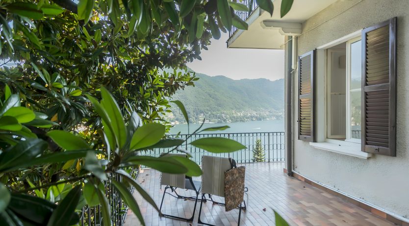 Photo of Lake Paradise