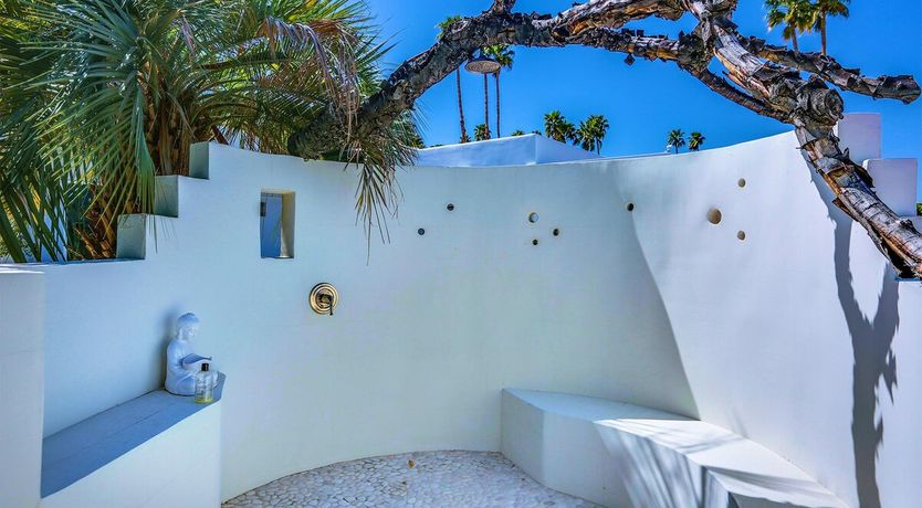 Photo of Flamboyance Central