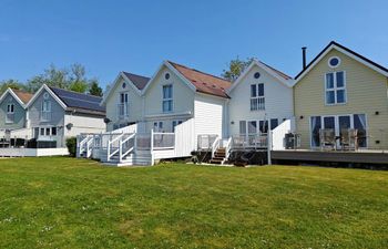 3 Bed in South Cerney Holiday Home