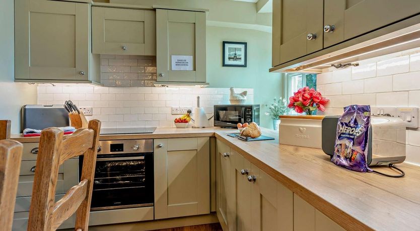 Photo of 4 Bed in Hawick