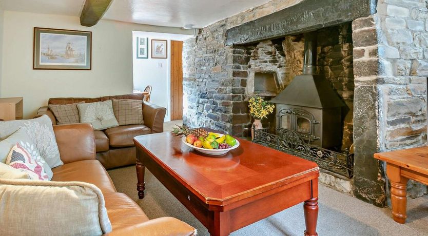 Photo of 5 Bed in Hartland