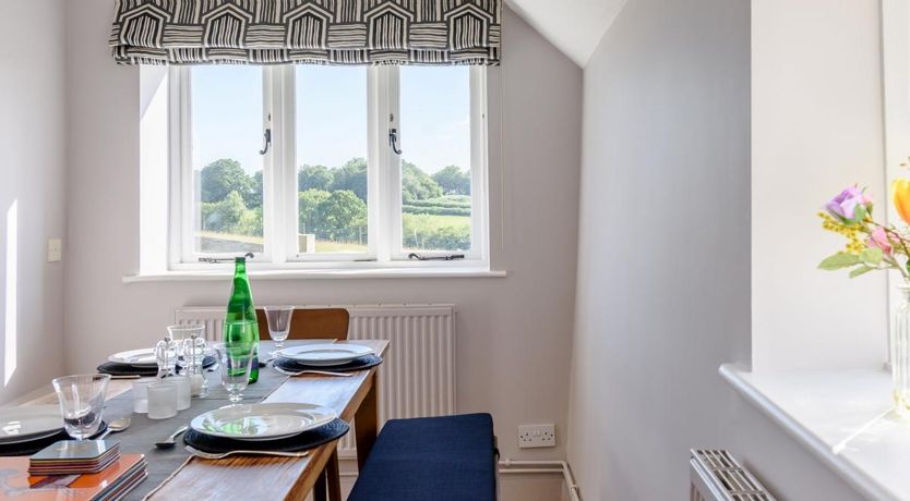 Photo of 3 Bed in Netherfield